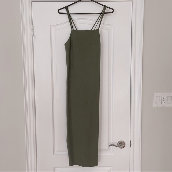 CAMI MIDI DRESS STRAPPY BACK - Picture 4 of 5